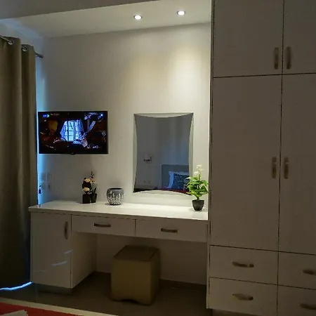 Apartment Makis Moraḯtika