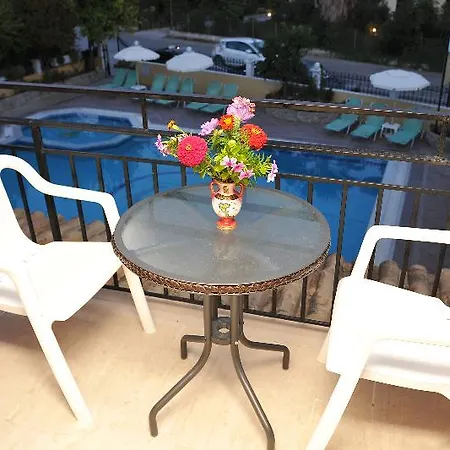Apartment Makis *