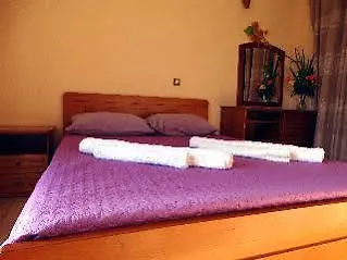 Apartment Makis *